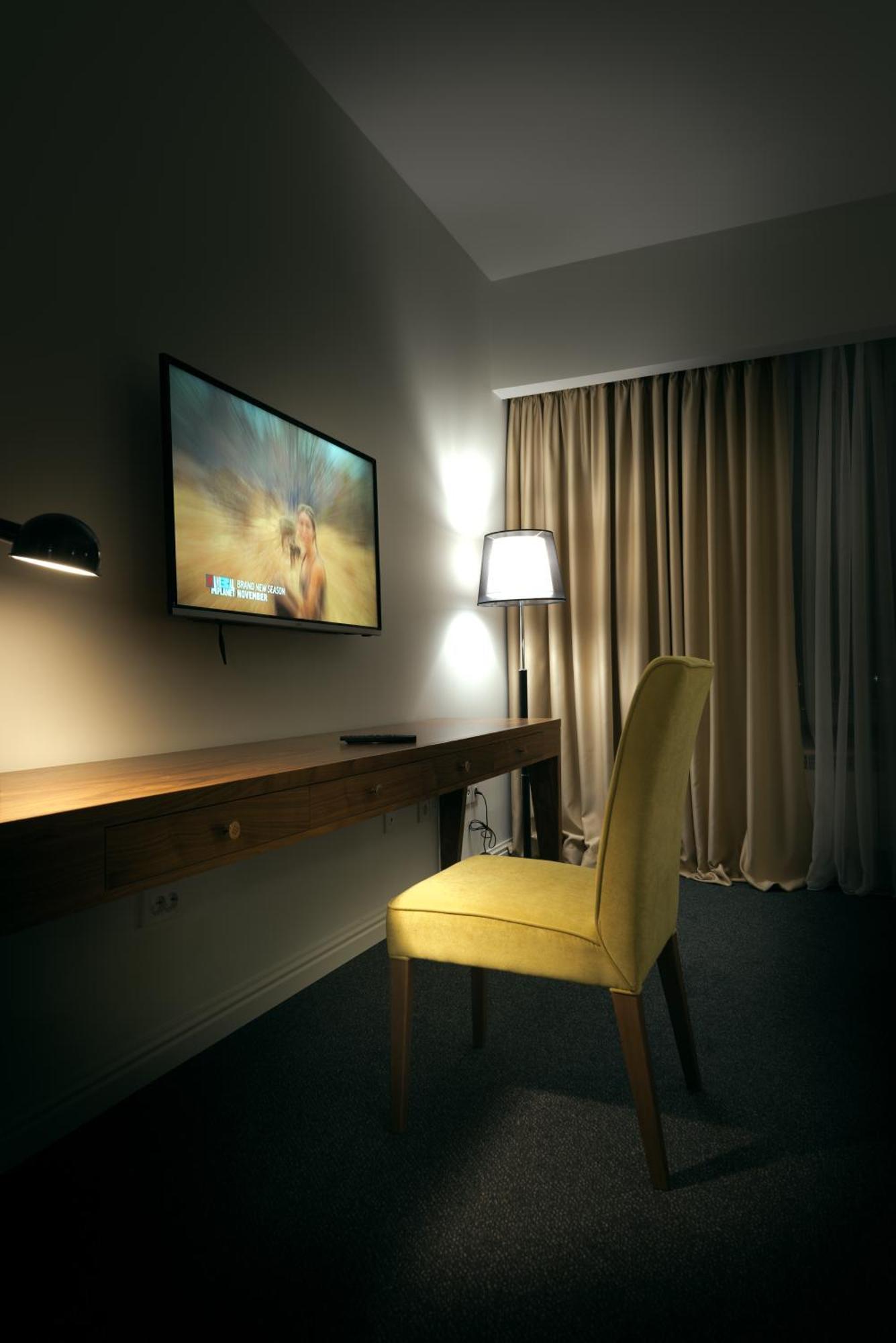Hotel The Square à Astana Extérieur photo